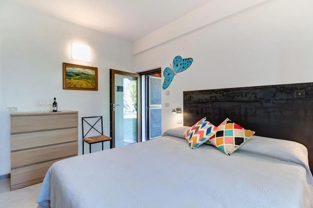 Artemisia Negli Ulivi B&B Magliano in Toscana Bed & Breakfast