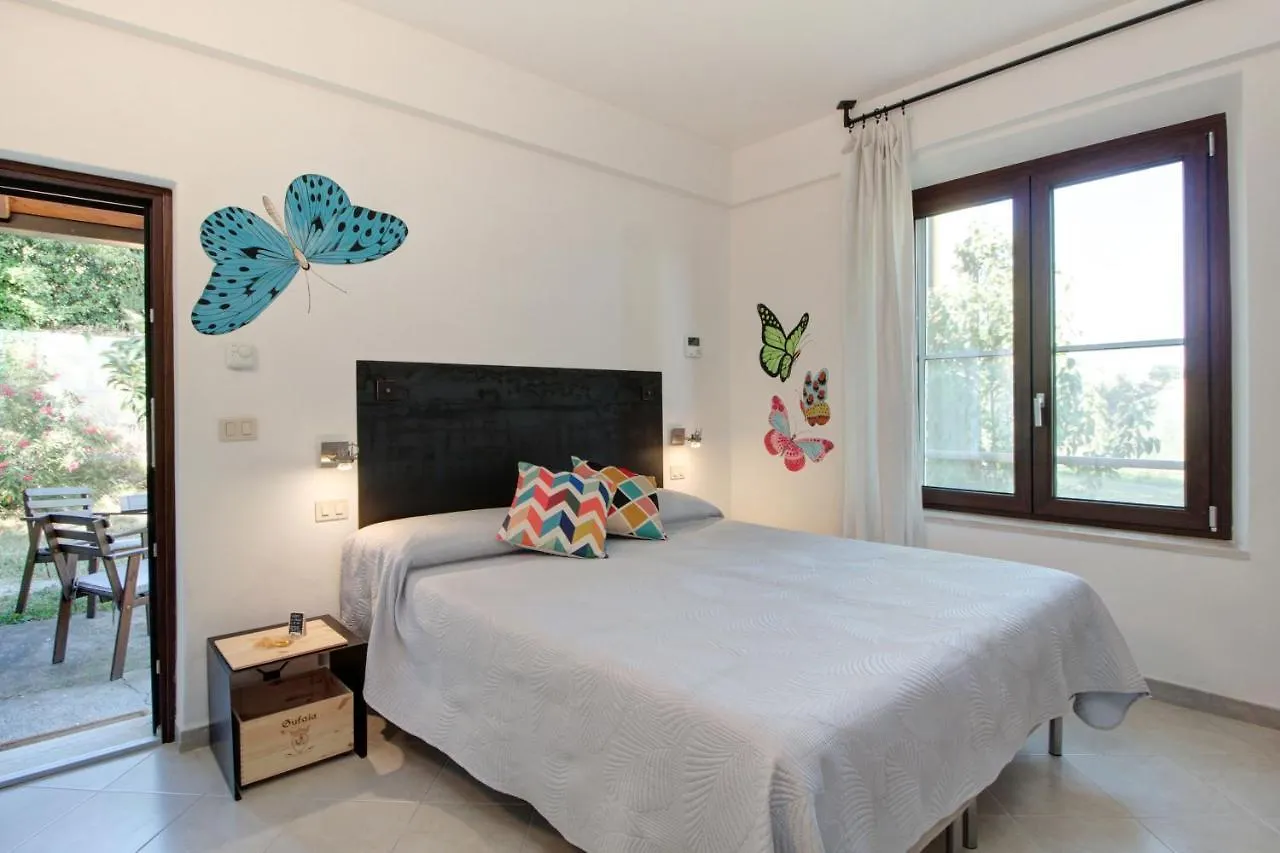 Artemisia Negli Ulivi B&B Magliano in Toscana Bed and breakfast